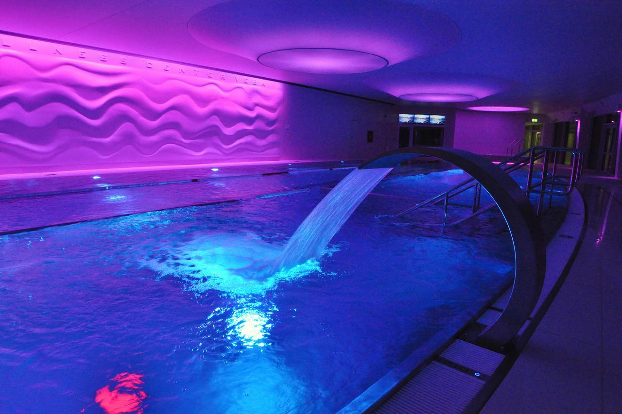 Manor House Hotel Броумов Екстериор снимка